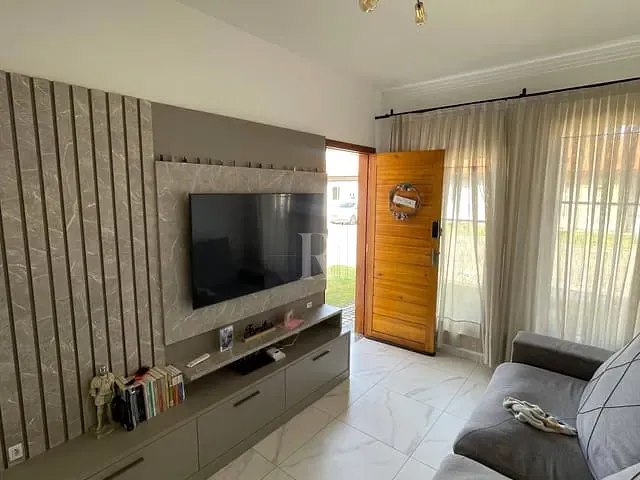 Casa com 220m² 3 quartos e 2 banheiros, à venda, no bairro Areias  em Tijucas