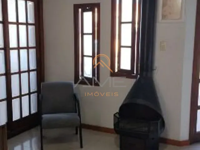 Casa 2 quartos e 1 banheiro, à venda, no bairro Fragata em Pelotas