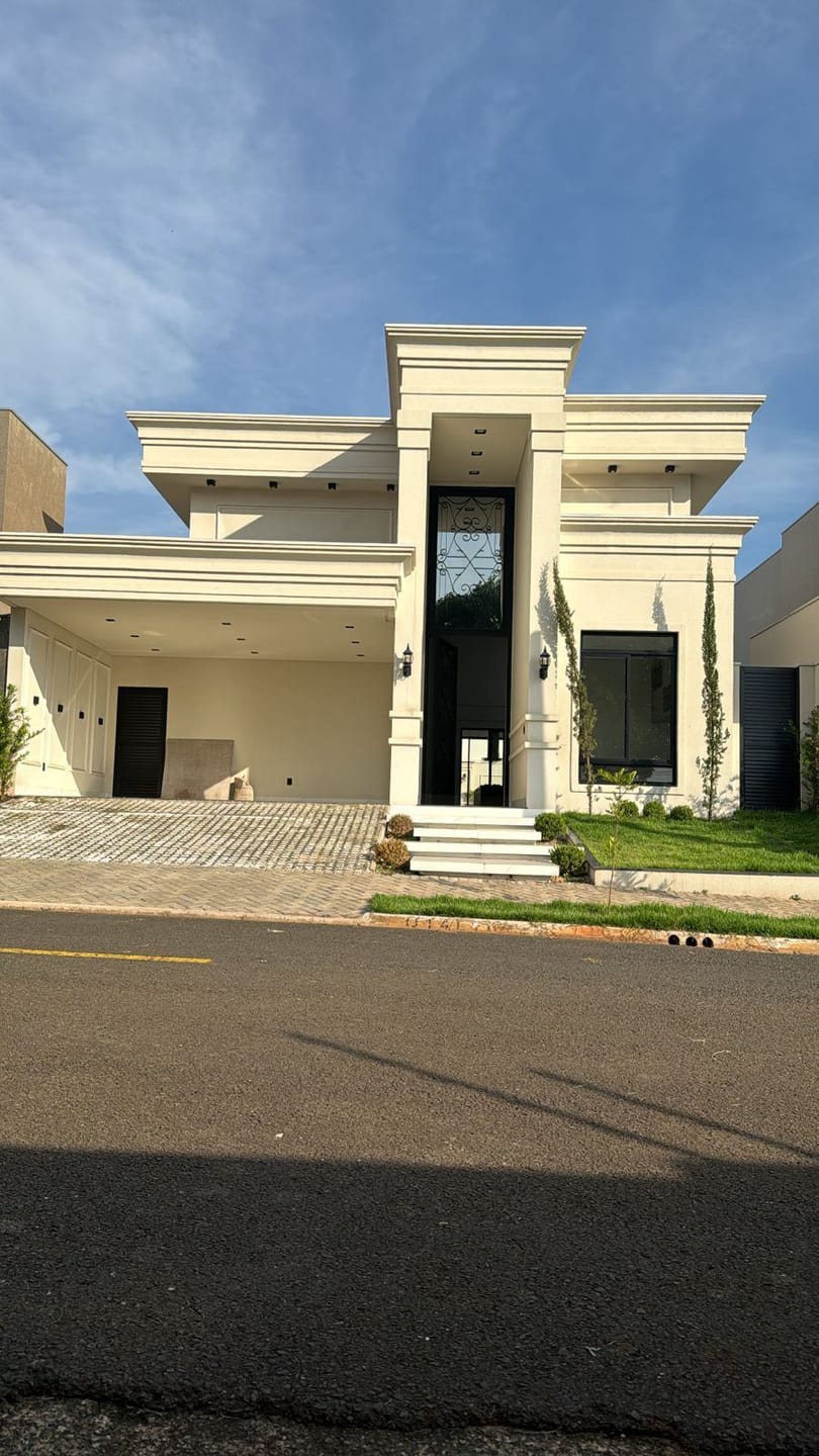 Casa, 3 quartos, 220 m² - Foto 1