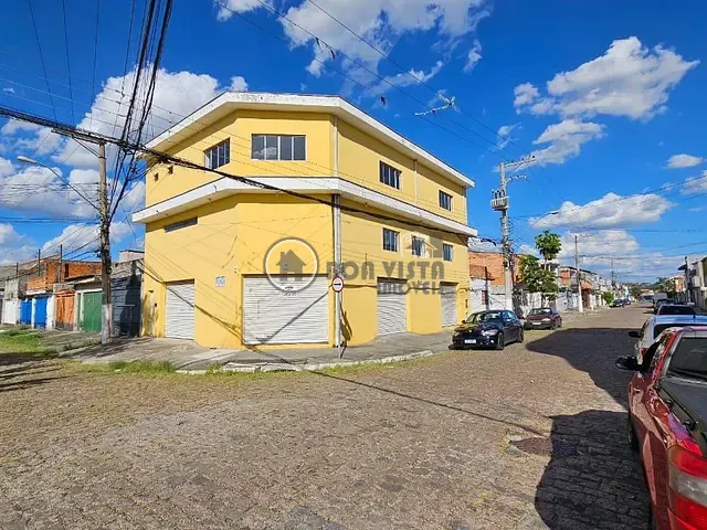 Casa à venda, no bairro Parque Maria Helena em Suzano