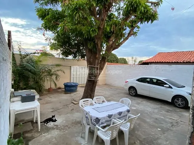 Casa com 216m² 3 quartos e 1 banheiro, à venda, no bairro Renascença em Teresina