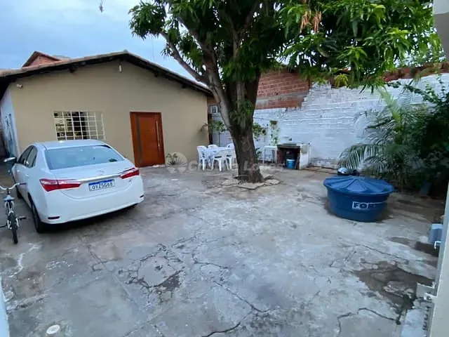 Casa com 216m² 3 quartos e 1 banheiro, à venda, no bairro Renascença em Teresina