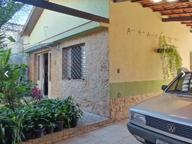 Casa 3 quartos e 2 banheiros, à venda, no bairro Vila Industrial em Mogi das Cruzes