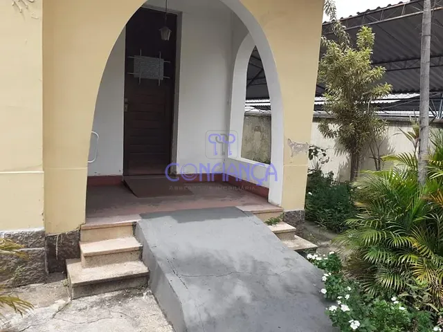Casa com 468m² 3 quartos e 2 banheiros, à venda, no bairro Campo Grande em Rio de Janeiro