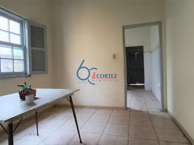Casa com 185m² 2 quartos e 1 banheiro, à venda, no bairro Vila Saibreiro em Rio Claro