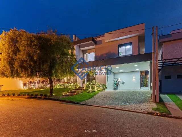Casa com 405m² 3 quartos e 5 banheiros, à venda, no bairro Condominio Piccolo Villaggio em Louveira