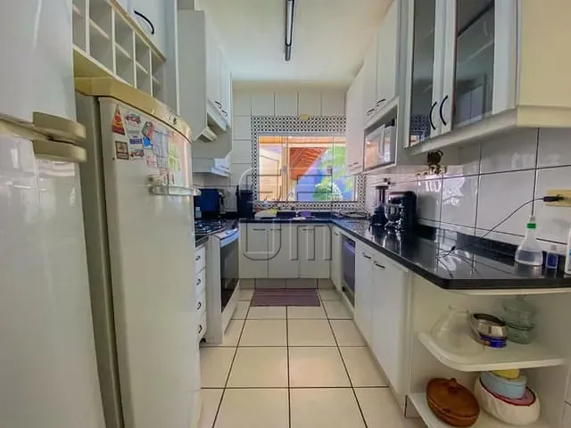 Casa com 502m² 6 quartos e 8 banheiros, à venda, no bairro Mediterrâneo em Londrina