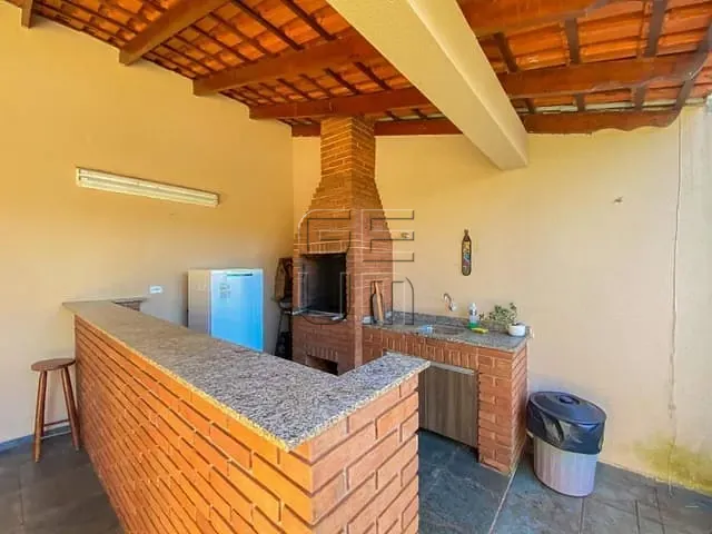 Casa com 502m² 6 quartos e 8 banheiros, à venda, no bairro Mediterrâneo em Londrina