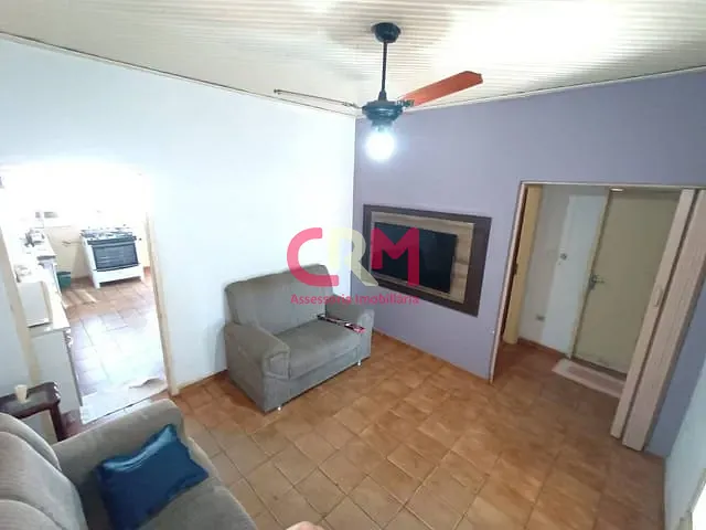 Casa com 350m² 3 quartos e 2 banheiros, à venda, no bairro Bom Retiro em Taquaritinga