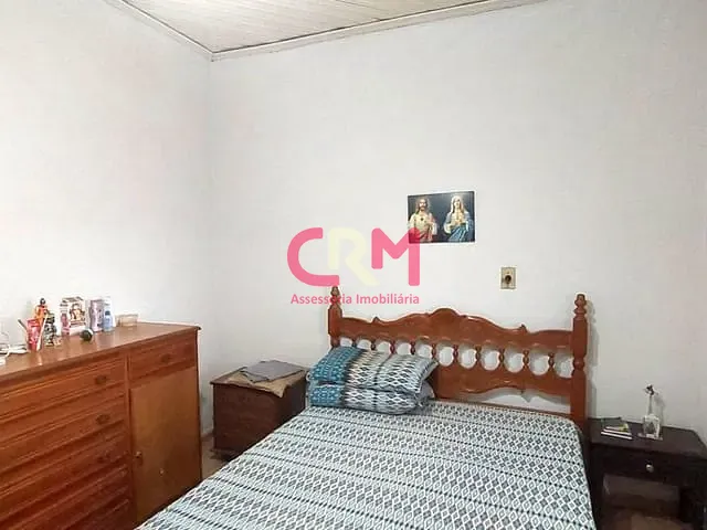 Casa com 350m² 3 quartos e 2 banheiros, à venda, no bairro Bom Retiro em Taquaritinga