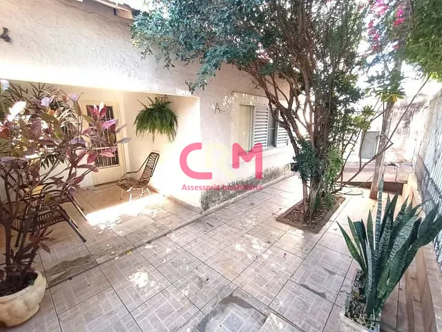 Casa com 350m² 3 quartos e 2 banheiros, à venda, no bairro Bom Retiro em Taquaritinga