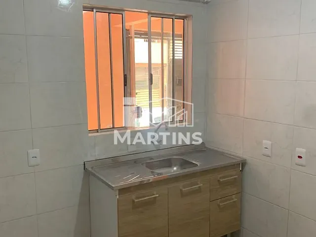 Casa 1 quarto e 1 banheiro, para alugar, no bairro Jardim Piracuama em São Paulo