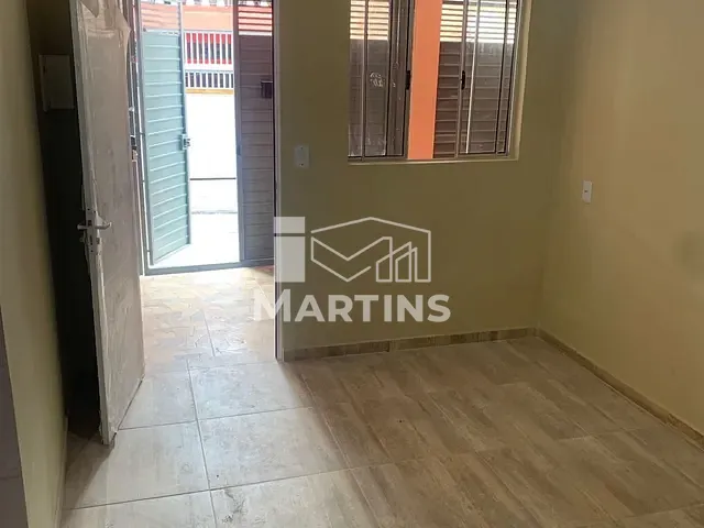 Casa 1 quarto e 1 banheiro, para alugar, no bairro Jardim Piracuama em São Paulo