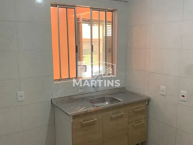 Casa 1 quarto e 1 banheiro, para alugar, no bairro Jardim Piracuama em São Paulo
