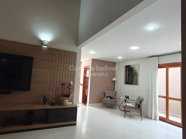 Casa 3 quartos e 4 banheiros, à venda, no bairro Chácara São João em Jaguariúna