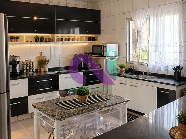 Casa 3 quartos e 2 banheiros, à venda, no bairro Bandeiras em Osasco