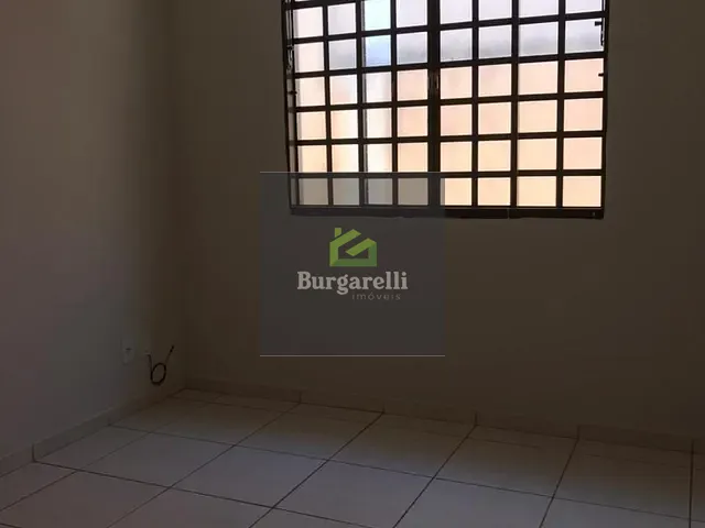 Casa 3 quartos e 2 banheiros, à venda, no bairro Jardim Vila Rica em Lavras