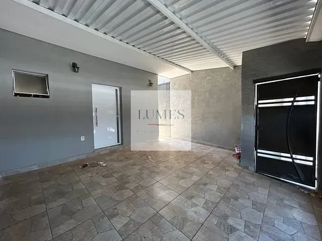 Casa 4 quartos e 3 banheiros, à venda, no bairro Jardim Mirandola em Americana