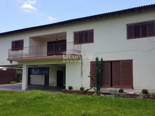 Casa com 1200m² 6 quartos e 5 banheiros, à venda, no bairro Vila Oliveira em Mogi das Cruzes