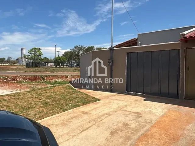 Casa 2 quartos e 1 banheiro, à venda, no bairro Setor Central em Guapó