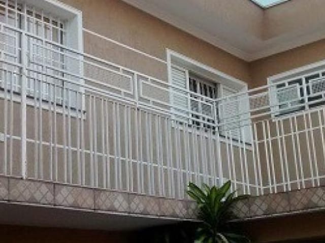 Casa com 327m² 3 quartos e 5 banheiros, à venda, no bairro Vila Campesina em Osasco