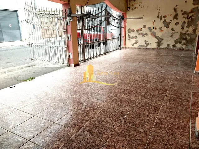 Casa com 300m² 2 quartos e 1 banheiro, à venda, no bairro Cidade Líder em São Paulo