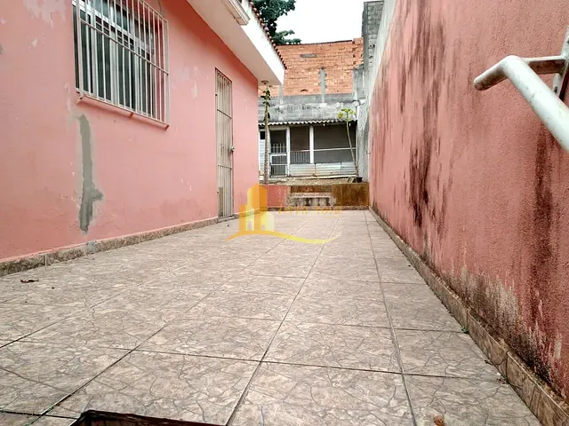 Casa com 300m² 2 quartos e 1 banheiro, à venda, no bairro Cidade Líder em São Paulo