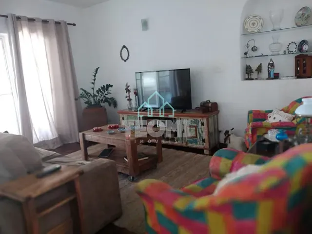 Casa com 320m² 3 quartos e 2 banheiros, à venda, no bairro Parque Residencial Bom Conselho em Taubaté