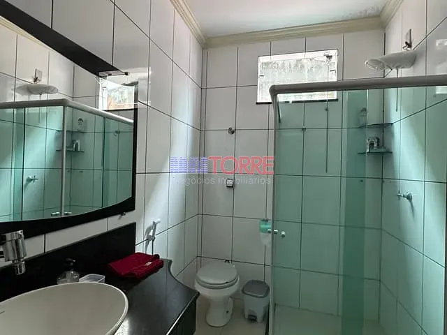 Casa 2 quartos e 4 banheiros, à venda, no bairro Centro em Itabuna