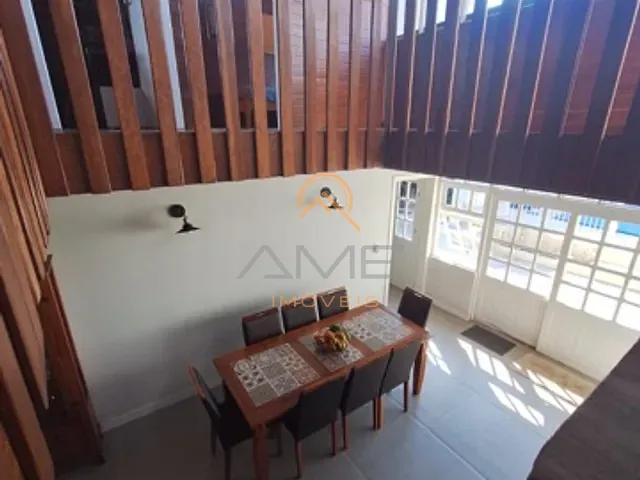 Casa 5 quartos e 3 banheiros, à venda, no bairro Laranjal em Pelotas