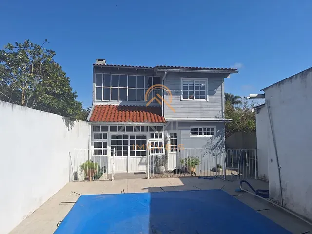 Casa 5 quartos e 3 banheiros, à venda, no bairro Laranjal em Pelotas
