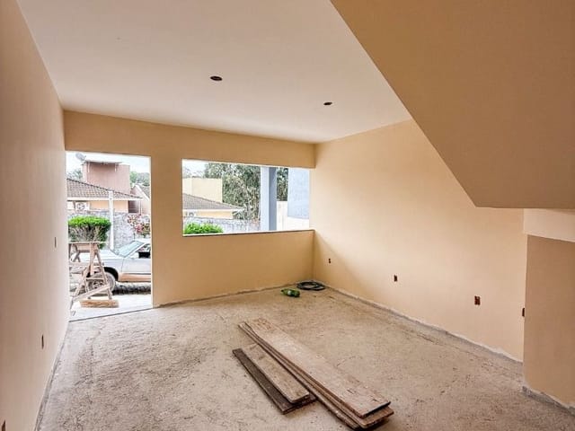 Casa com 125m² 3 quartos e 3 banheiros, à venda, no bairro Granja dos Cavaleiros em Macaé
