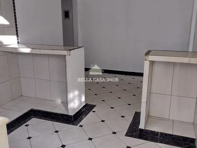 Casa com 140m² 2 quartos e 2 banheiros, à venda, no bairro Jardim Bonsucesso em Sorocaba
