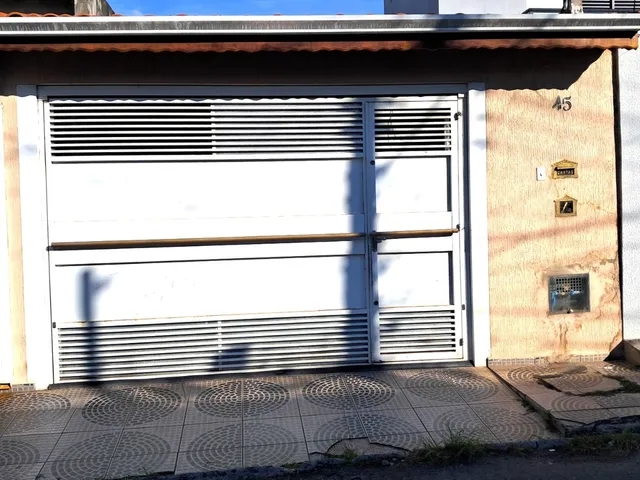 Casa 3 quartos e 3 banheiros, à venda, no bairro Vila Lavínia em Mogi das Cruzes