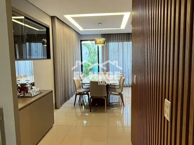 Casa com 250m² 3 quartos e 5 banheiros, à venda, no bairro Loteamento Salvador Costa Marques em Cuiabá