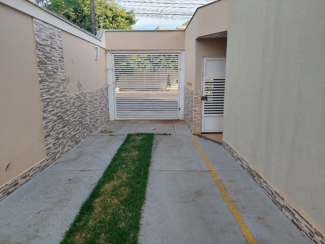 Casa com 98m² 3 quartos e 2 banheiros, à venda, no bairro Vila Roberto em Birigüi