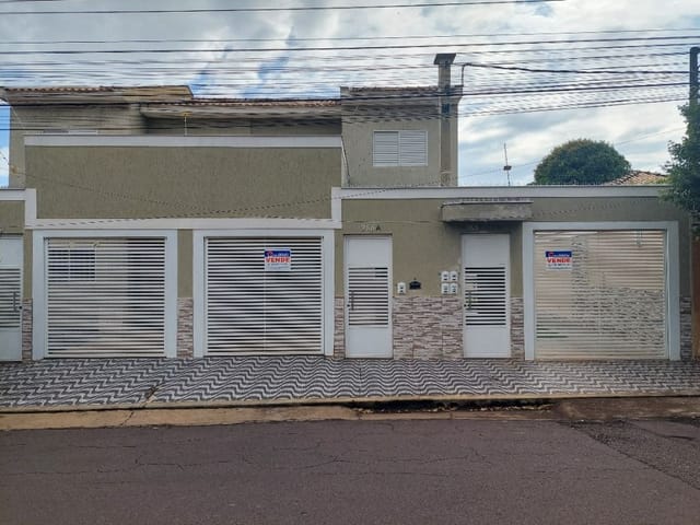 Casa com 98m² 3 quartos e 2 banheiros, à venda, no bairro Vila Roberto em Birigüi