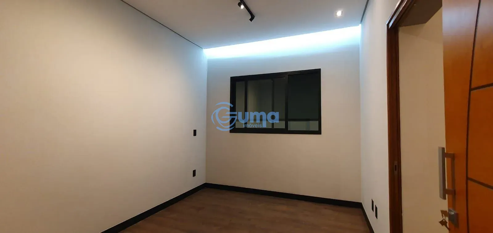 Casa, 3 quartos, 221 m² - Foto 8