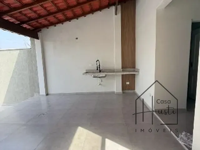 Casa com 157m² 3 quartos e 2 banheiros, à venda, no bairro Barro Branco em Cotia