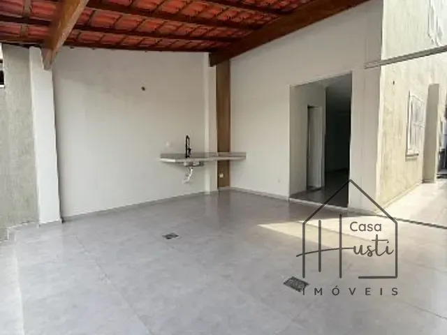 Casa com 157m² 3 quartos e 2 banheiros, à venda, no bairro Barro Branco em Cotia