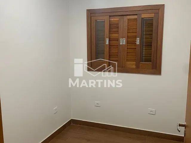 Casa 2 quartos e 1 banheiro, para alugar, no bairro Jardim Sílvia em Embu das Artes
