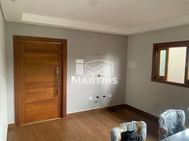 Casa 2 quartos e 1 banheiro, para alugar, no bairro Jardim Sílvia em Embu das Artes