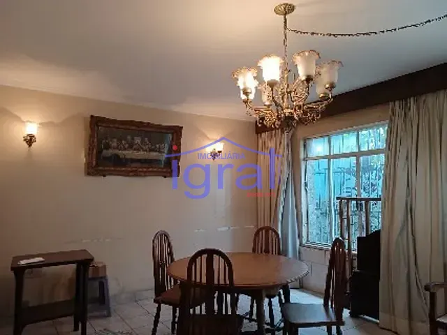 Sobrado com 205m² 3 quartos e 2 banheiros, à venda, no bairro Parque Colonial em São Paulo