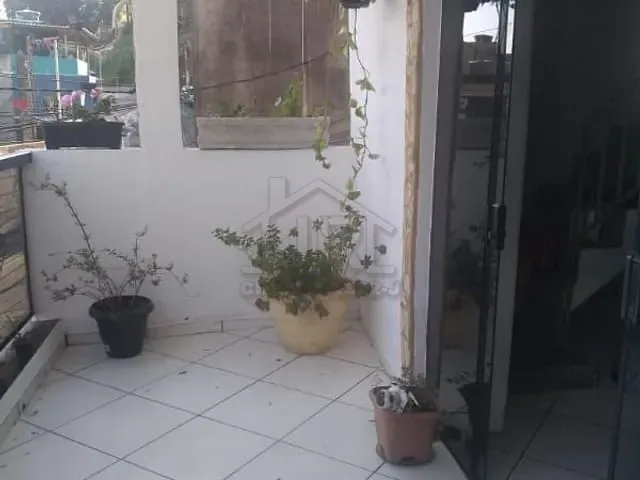 Casa com 125m² 3 quartos e 2 banheiros, à venda, no bairro Jardim Zaira em Mauá