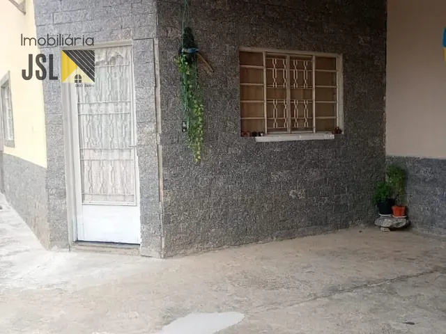 Casa com 225m² 3 quartos e 2 banheiros, à venda, no bairro Vila Menino Jesus em Caçapava