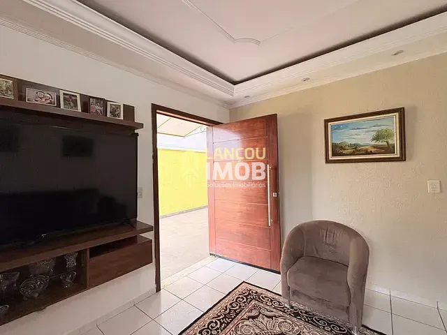 Casa 3 quartos e 3 banheiros, à venda, no bairro Parque Residencial Jundiaí em Jundiaí