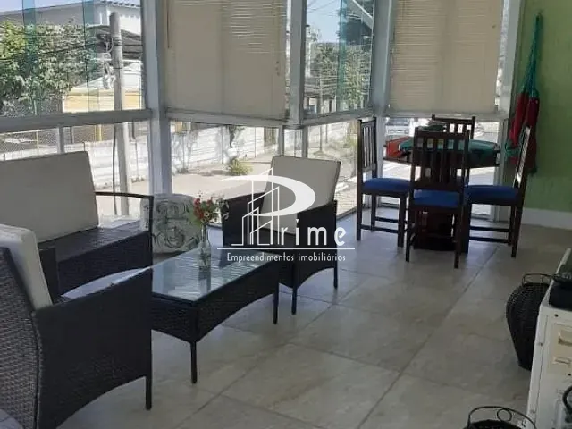 Casa com 321m² 4 quartos e 3 banheiros, à venda, no bairro Piratininga em Niterói