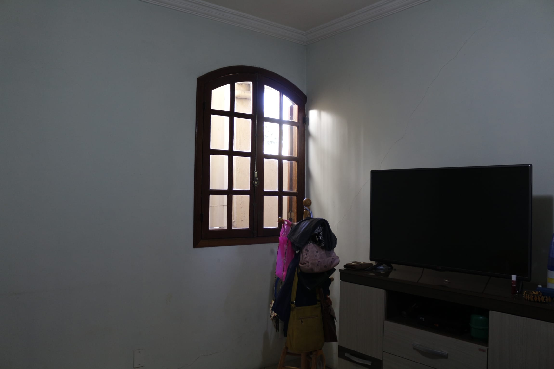 Casa à venda, Itatiaia, Belo Horizonte, MG. 4 quartos, 1 suíte, 1 vaga. Perto de todo tipo de comercio e linhas de ônibus. miniatura 9