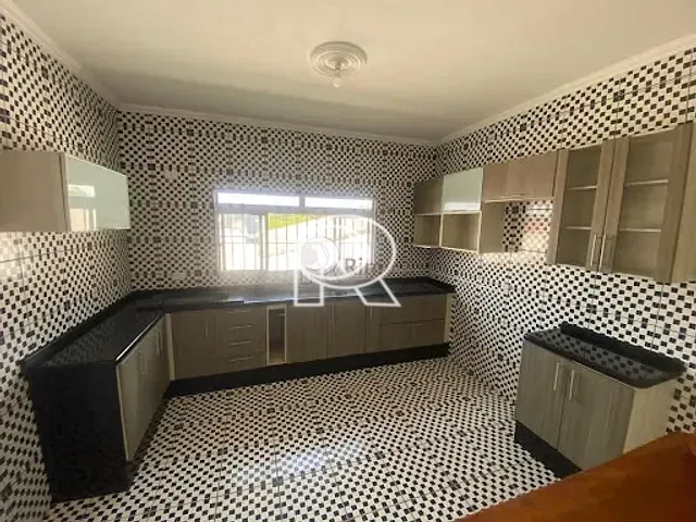Casa 3 quartos e 1 banheiro, à venda, no bairro Jardim Brasil em Registro
