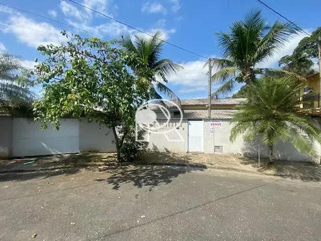 Casa 3 quartos e 1 banheiro, à venda, no bairro Jardim Brasil em Registro